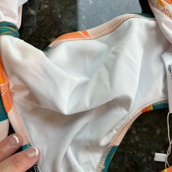 NWT CupShe tie front floral tropical bikini top. Lined but not padded. XXL. - Picture 9 of 12